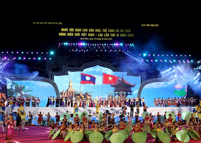 Tăng cường tình đoàn kết hữu nghị đặc biệt, tôn vinh bản sắc văn hoá dân tộc Việt - Lào - Anh 6