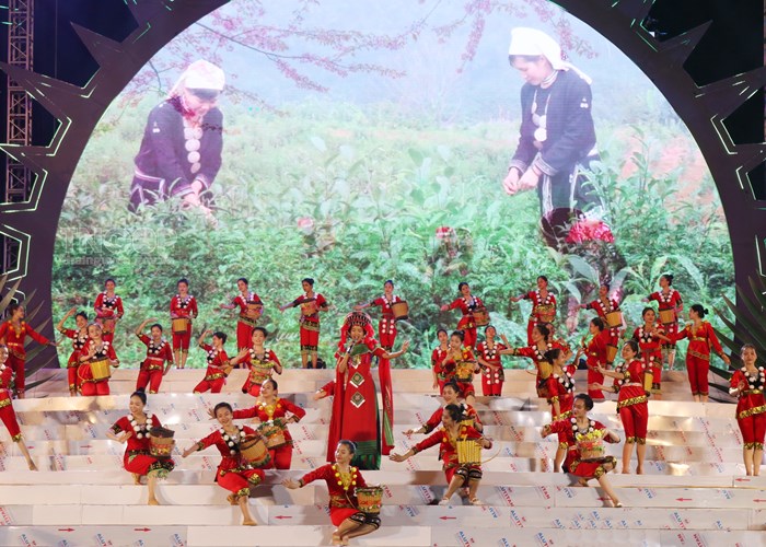 20h tối nay, Khai mạc Ngày hội Văn hoá dân tộc Dao toàn quốc lần thứ II - Anh 2