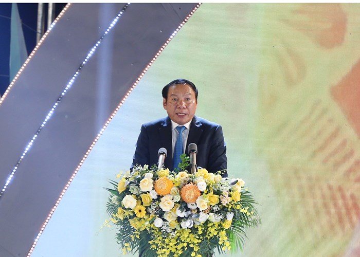 Bộ trưởng Nguyễn Văn Hùng: Văn hóa dân tộc Dao là tài sản quý báu, cần được giữ gìn, bồi đắp - Anh 2
