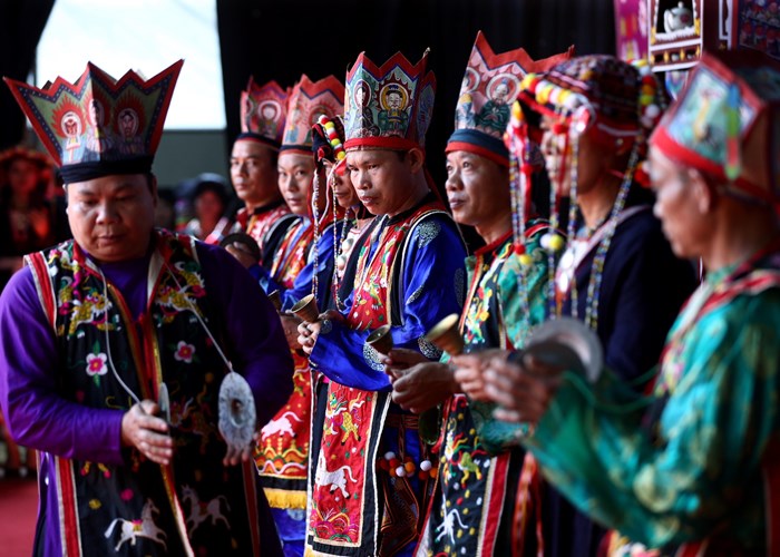 Hội tụ sắc màu văn hoá dân tộc Dao - Anh 11
