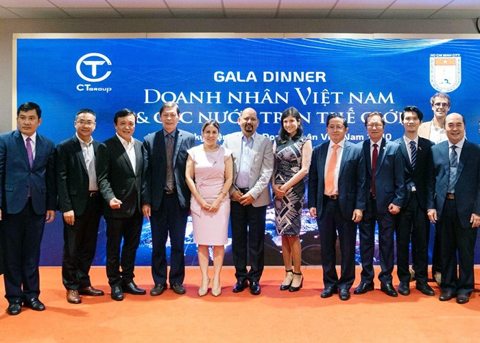 Cầu nối hợp tác bền vững giữa doanh nhân Việt Nam và quốc tế - Anh 1