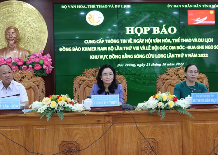 Nhiều hoạt động đặc sắc Ngày hội VHTTDL đồng bào Khmer Nam Bộ và Lễ hội Oóc om bóc - Đua ghe Ngo tại Sóc Trăng - Anh 1