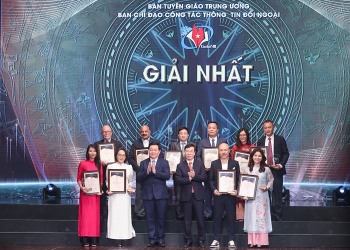 Bộ VHTTDL đoạt giải cao tại “Giải thưởng toàn quốc về thông tin đối ngoại lần thứ VIII” - Anh 4