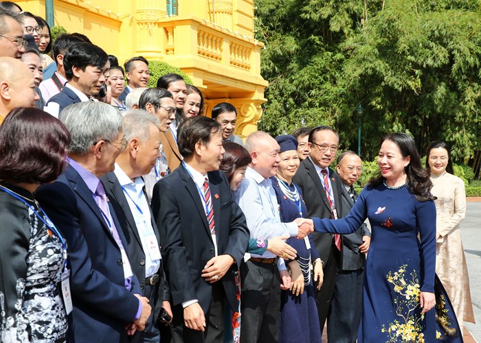 Phó Chủ tịch nước Võ Thị Ánh Xuân: Nhân lên niềm say mê, tình yêu đối với di sản văn hóa của dân tộc - Anh 12