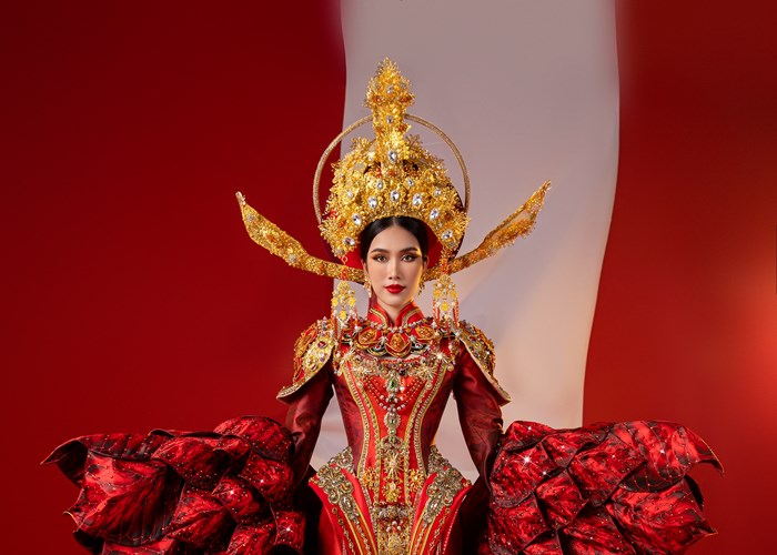 Phương Anh mang hình ảnh nữ trạng nguyên vào quốc phục dự thi Miss International 2022