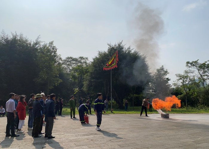 Diễn tập phòng cháy chữa cháy tại khu di tích quốc gia đặc biệt Lam Kinh - Anh 3