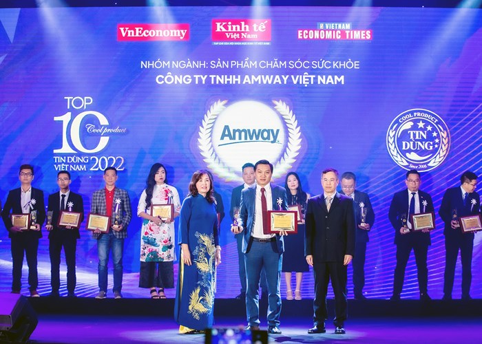 Nutrilite nhận Giải thưởng “Top 10 Tin dùng Việt Nam 2022 ngành sản phẩm chăm sóc sức khỏe” - Anh 1