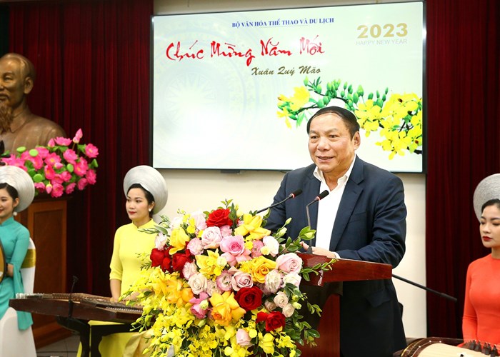 Bộ trưởng Nguyễn Văn Hùng: Kế thừa mạch nguồn truyền thống, tập trung xây dựng ngành VHTTDL ngày càng phát triển - Anh 1