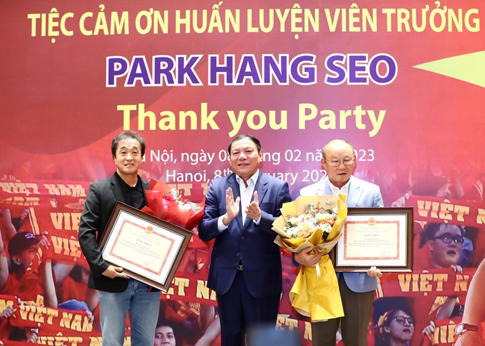 Bộ trưởng Nguyễn Văn Hùng:  Những kinh nghiệm của HLV Park Hang – seo sẽ được kế thừa trong công tác đào tạo - Anh 4