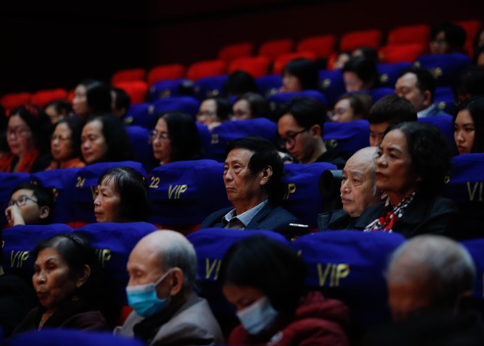 Tưng bừng khai mạc Tuần phim kỷ niệm 80 năm Đề cương về văn hóa Việt Nam - Anh 7