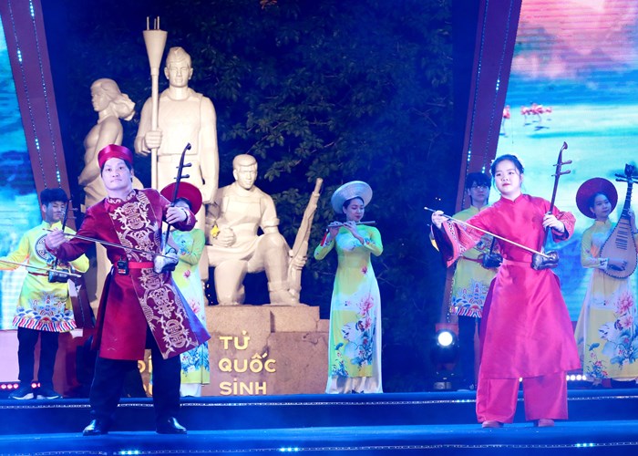 Hà Nội: Ấn tượng chương trình kỷ niệm 80 năm Đề cương về văn hoá Việt Nam - Anh 5