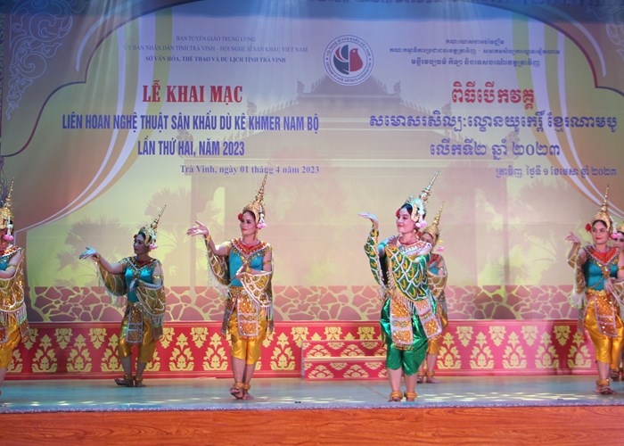 Khai mạc Liên hoan Nghệ thuật sân khấu Dù kê Khmer Nam Bộ - Anh 1