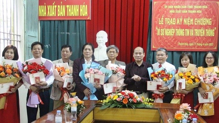 NXB Thanh Hóa hưởng ứng Ngày Sách và Văn hóa đọc Việt Nam - Anh 1