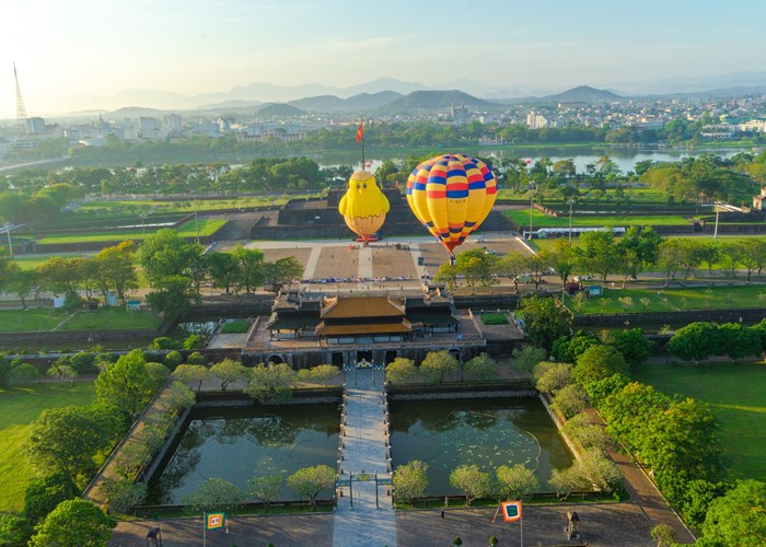 Xây dựng Thừa Thiên Huế thành trung tâm văn hóa, du lịch lớn, đặc sắc - Anh 1