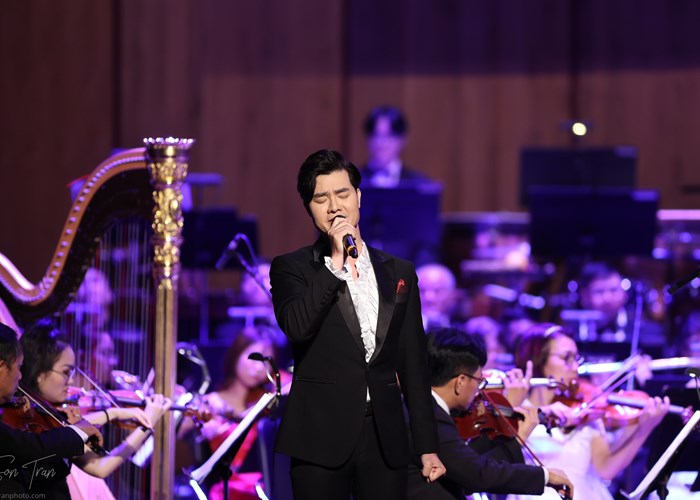 Đỗ Vũ Lan Nhung ra mắt khán giả bằng đêm nhạc 