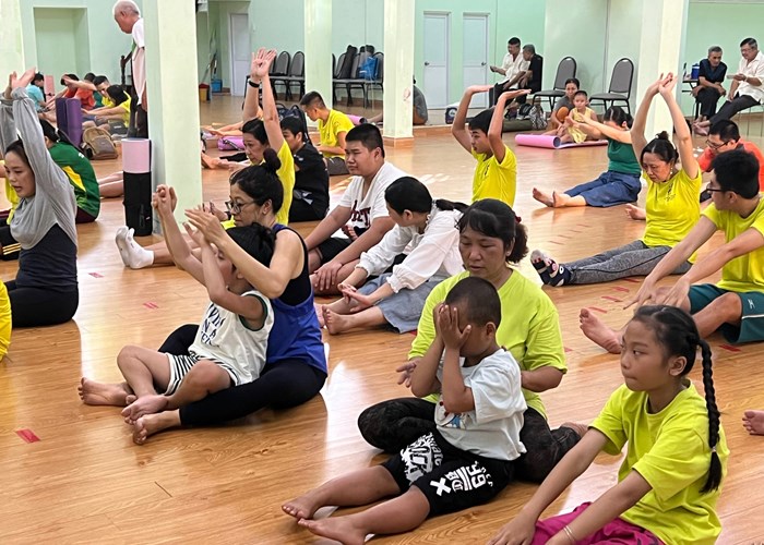 TP.HCM: Triển khai chương trình thể dục Aerobic cho trẻ tự kỷ và khuyết tật trí tuệ - Anh 2