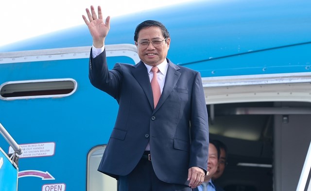 Thủ tướng Phạm Minh Chính lên đường dự Hội nghị Thượng đỉnh G7 mở rộng - Anh 1