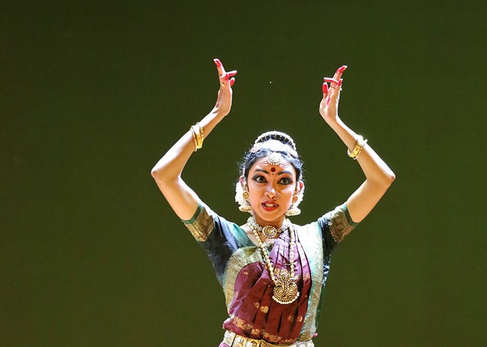Giao lưu văn hóa múa cổ điển Ấn Độ Bharatnatyam - Anh 1