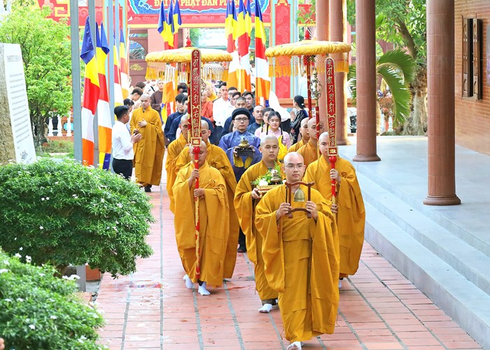 Cần Thơ tổ chức Đại lễ Phật đản Phật lịch 2567 - Anh 2