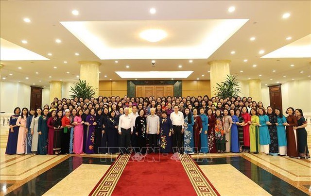 Tổng Bí thư Nguyễn Phú Trọng gặp mặt Nhóm nữ đại biểu Quốc hội Việt Nam khóa XV - Anh 2