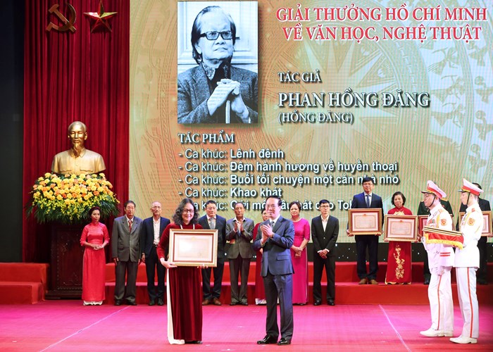 Dự thảo Nghị định quy định xét tặng Giải thưởng Hồ Chí Minh, Giải thưởng Nhà nước về VHNT: Khát vọng có nhiều tác phẩm sống mãi với thời gian - Anh 1