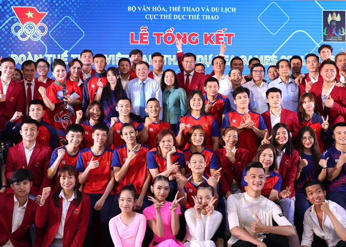 Bộ trưởng Bộ VHTTDL Nguyễn Văn Hùng: Sau thành công tại SEA Games 32, chúng ta rút ra bài học gì cho chặng đường sắp tới? - Anh 8