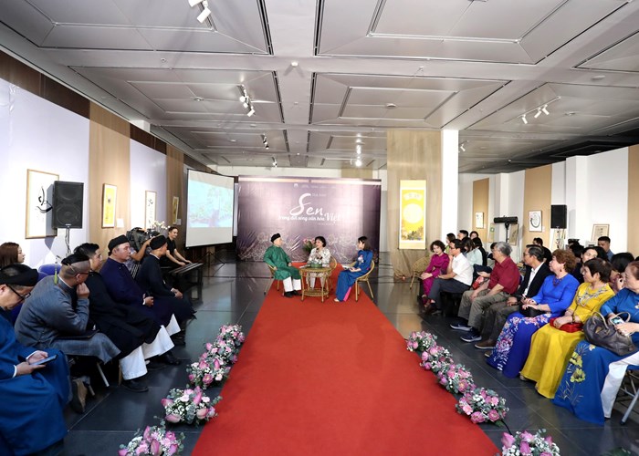 Sen trong đời sống văn hóa Việt - Anh 1