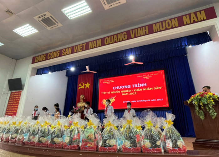 Chủ tịch Trần Việt Tân - Doanh nhân trẻ có nhiều đóng góp cho cộng đồng - Anh 7