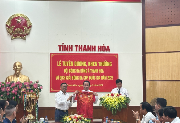 Tuyên dương đội bóng đá Thanh Hóa lần đầu tiên Vô địch Cúp Quốc gia - Anh 3