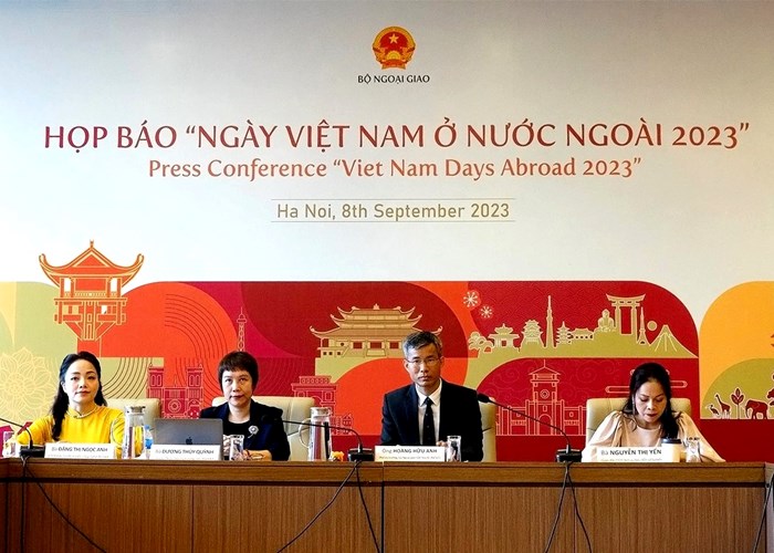 Lần đầu tiên tổ chức ngày Việt Nam ở nước ngoài tại châu Phi - Anh 1