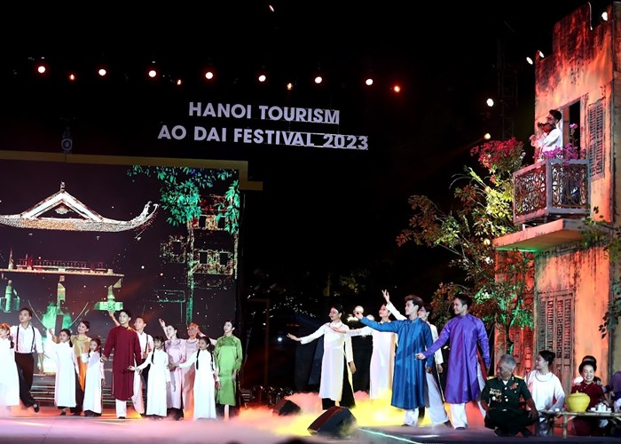 Lễ hội Áo dài du lịch Hà Nội sẽ được tổ chức thường niên: Thúc đẩy phát triển văn hoá, du lịch Thủ đô - Anh 3