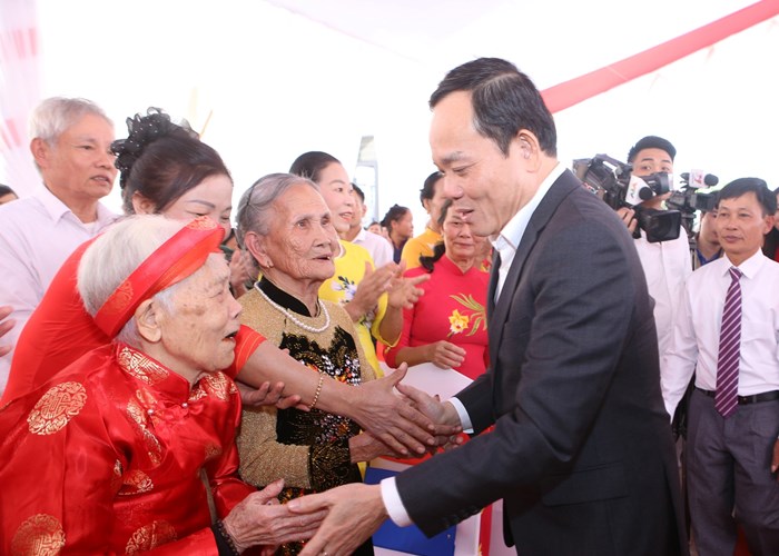 Phó Thủ tướng Trần Lưu Quang dự Ngày hội Đại đoàn kết toàn dân tộc tại tỉnh Thanh Hóa - Anh 2