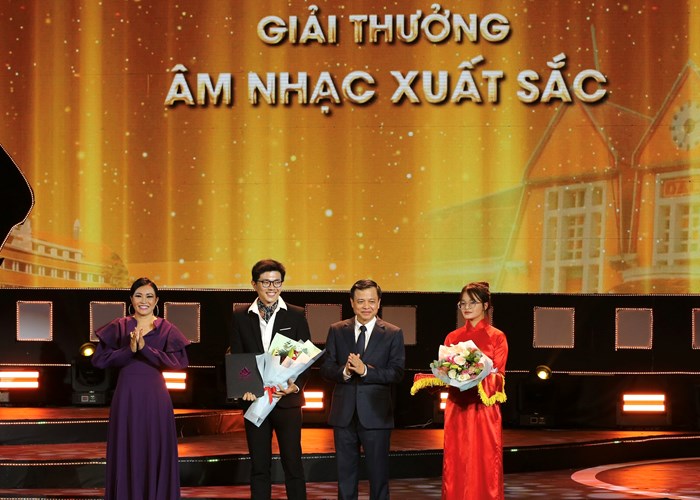 Bế mạc và trao giải LHP Việt Nam lần thứ XXIII: Tro tàn rực rỡ tiếp tục thắng lớn - Anh 9