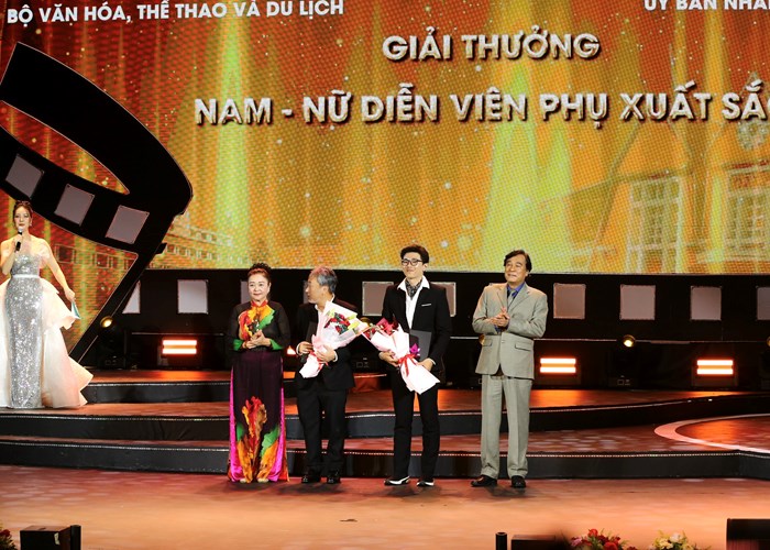 Bế mạc và trao giải LHP Việt Nam lần thứ XXIII: Tro tàn rực rỡ tiếp tục thắng lớn - Anh 15