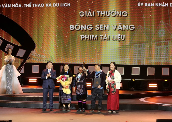 Bế mạc và trao giải LHP Việt Nam lần thứ XXIII: Tro tàn rực rỡ tiếp tục thắng lớn - Anh 6
