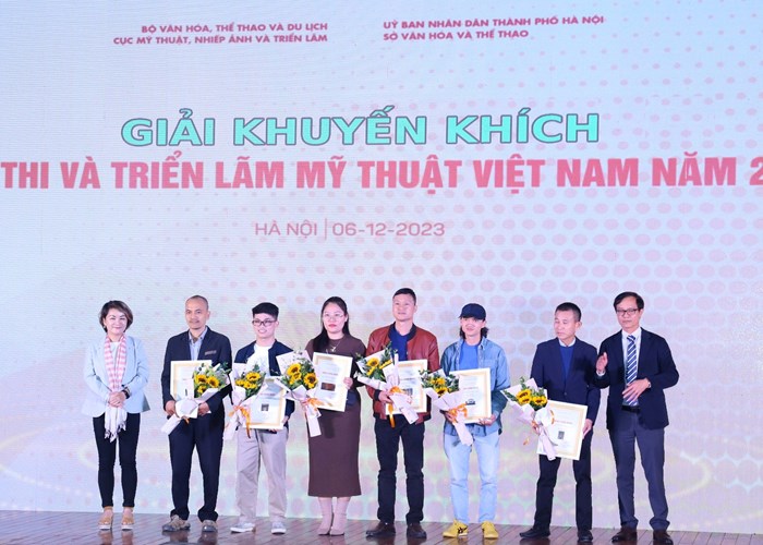 Trao giải thưởng Cuộc thi và Triển lãm Mỹ thuật Việt Nam năm 2023 - Anh 5