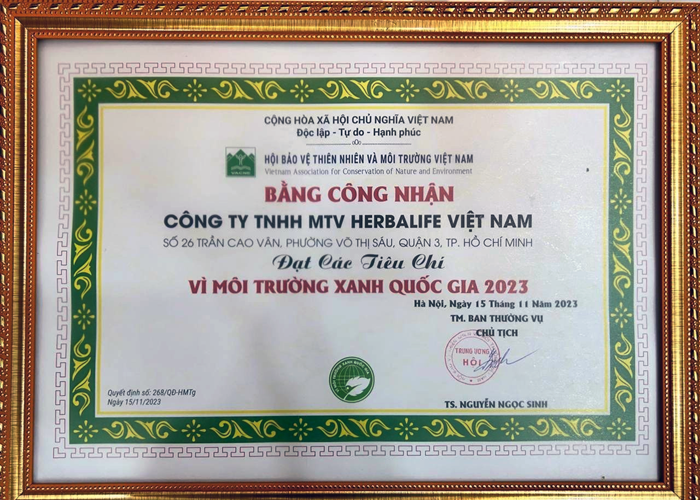 Herbalife Việt Nam nhận bằng công nhận “Vì môi trường xanh quốc gia 2023” - Anh 1