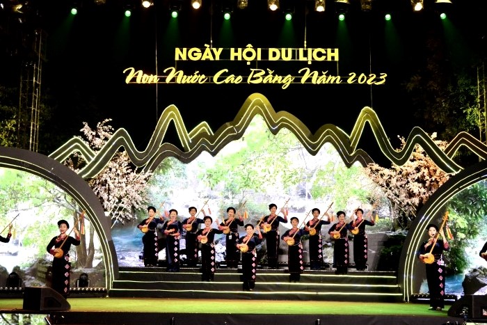 Lần đầu tiên tổ chức Ngày hội Du lịch Non nước Cao Bằng tại Hà Nội - Anh 3