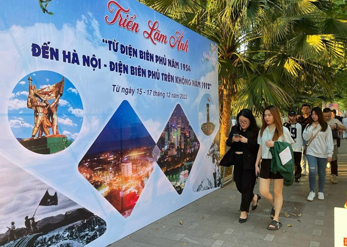 Triển lãm “Từ Điện Biên Phủ năm 1954 đến Hà Nội - Điện Biên Phủ trên không năm 1972” - Anh 1