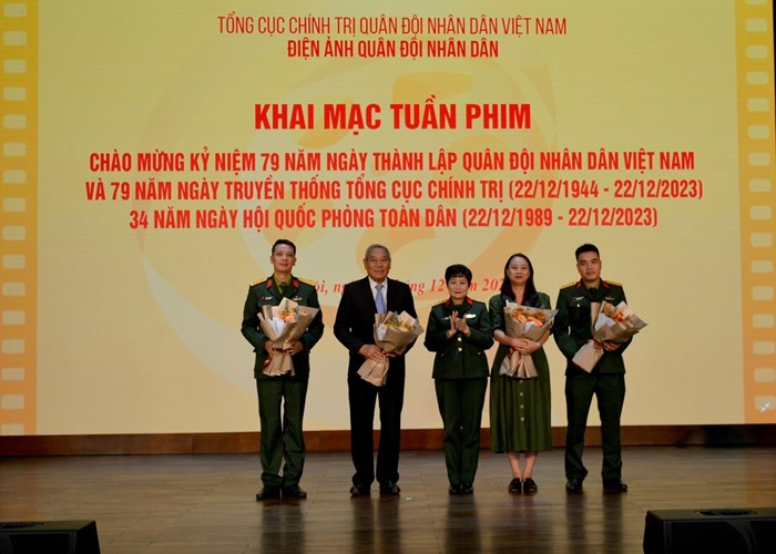Khai mạc Tuần phim kỷ niệm Ngày thành lập Quân đội nhân dân Việt Nam - Anh 2
