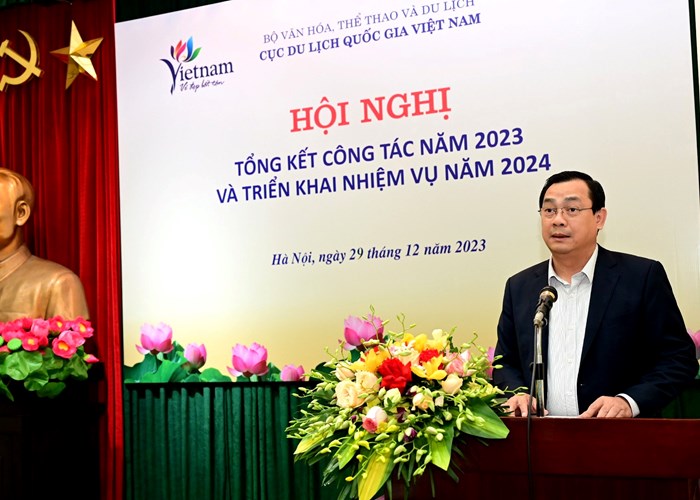 Bộ trưởng Nguyễn Văn Hùng: Khát vọng lớn, quyết tâm cao và ước mơ đẹp sẽ tạo ra hiện thực tươi sáng của ngành Du lịch - Anh 3