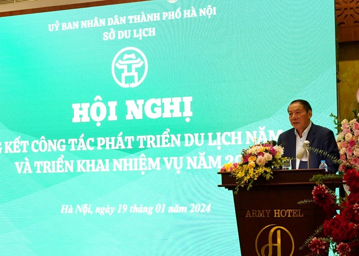 Bộ trưởng Nguyễn Văn Hùng: Hà Nội cần phát huy vai trò là trung tâm điều tiết khách du lịch cả nước - Anh 2