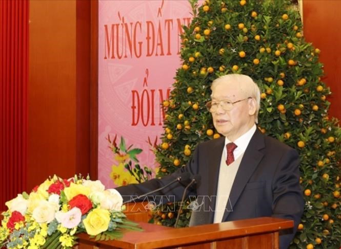 Tổng Bí thư Nguyễn Phú Trọng chúc Tết lãnh đạo, nguyên lãnh đạo Đảng, Nhà nước - Anh 2