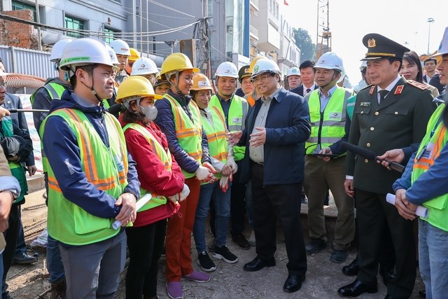Thủ tướng kiểm tra hiện trường, thúc đẩy tiến độ dự án đường sắt Nhổn - ga Hà Nội - Anh 1