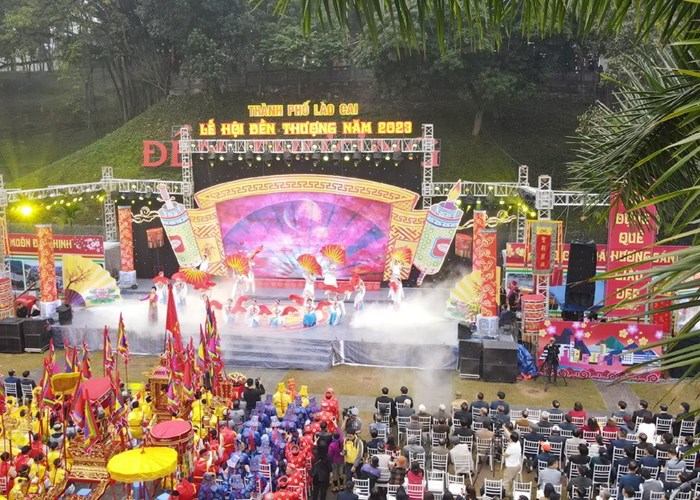Lễ hội Đền Thượng (Lào Cai) 2024: Văn minh, lành mạnh, thu hút du khách thập phương - Anh 3