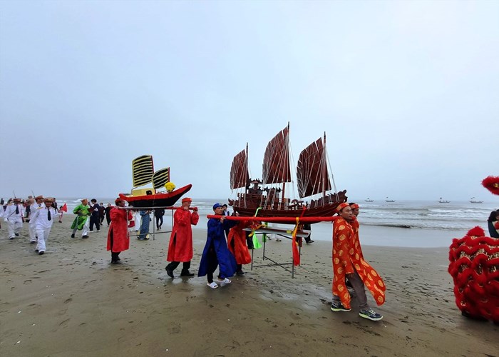 Hà Tĩnh: Lễ hội cầu ngư làng Cam Lâm là Di sản văn hóa phi vật thể quốc gia - Anh 2