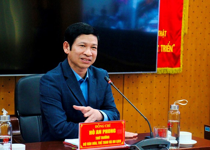 Thứ trưởng Bộ VHTTDL Hồ An Phong: Cơ hội để Điện Biên đẩy mạnh phát triển du lịch xanh, bền vững - Anh 1