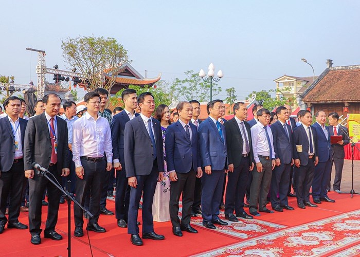 Phó Thủ tướng Trần Hồng Hà dự Lễ hội Văn Miếu tại Hà Tĩnh - Anh 1