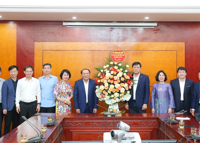 Bộ trưởng Nguyễn Văn Hùng: Cục Thể dục thể thao phát huy truyền thống, đổi mới cách nghĩ, cách làm, đáp ứng niềm tin của người hâm mộ - Anh 5
