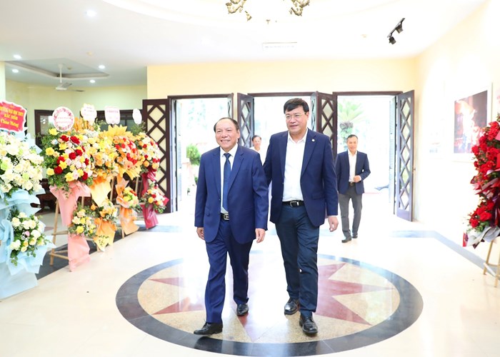 Bộ trưởng Nguyễn Văn Hùng: Cục Thể dục thể thao phát huy truyền thống, đổi mới cách nghĩ, cách làm, đáp ứng niềm tin của người hâm mộ - Anh 2